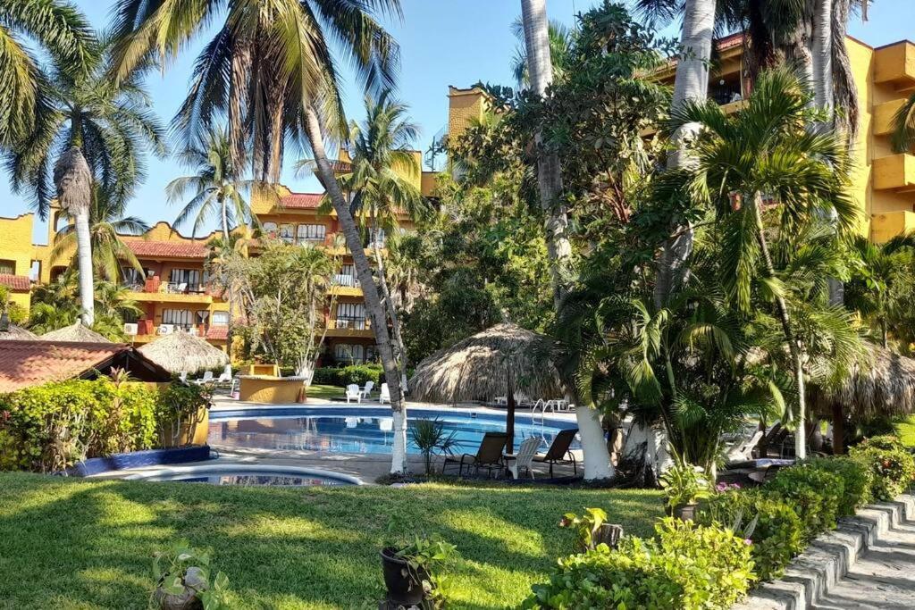 Sol Y Mar. Delfines Apartment Ixtapa  Luaran gambar